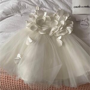 Chloé and Amélie White Floral Dress